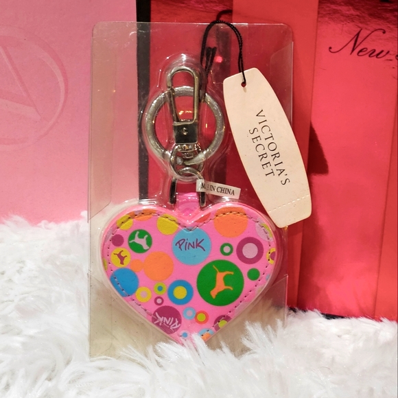 Vintage Victoria's Secret VS PINK Keychain Heart Dog Print Key chain - Picture 1 of 3